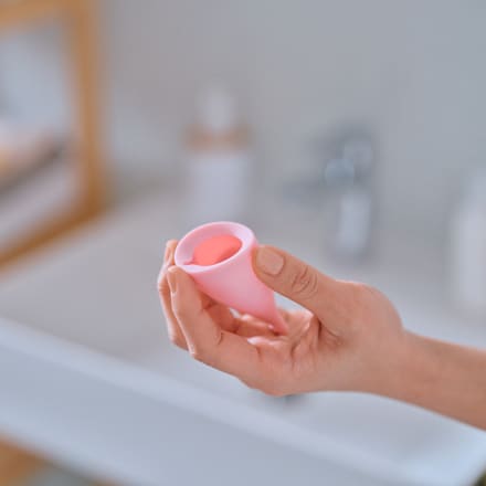 Lily Cup A menstrualna čašica INTIMINA