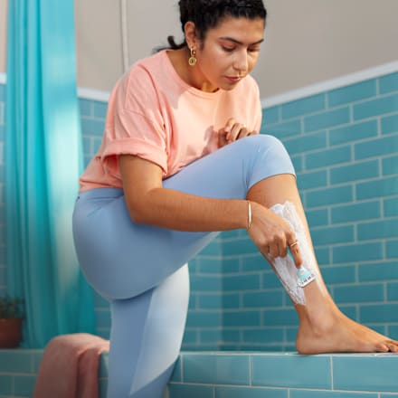 dámská jednorázová holítka Sensitive Gillette Venus