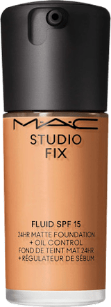 Studio Fix fluid – NC42, SPF 15 M•A•C