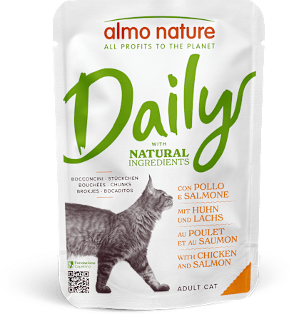 Bocconcini per gatti Daily con pollo e salmone almo nature