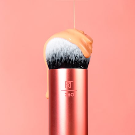Bubble Blending četkica za puder REAL TECHNIQUES