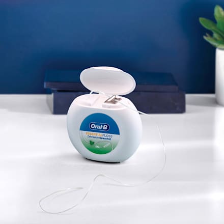 Zahnseide Essential Floss gewachst Oral-B