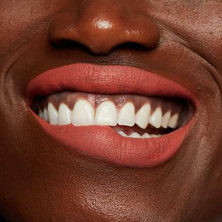 Lippenstift Lingerie XXL Liquid 25 Candela Babe NYX PROFESSIONAL MAKEUP