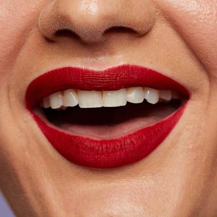 Lipgloss Lingerie XXL Matte 28 Untamable NYX PROFESSIONAL MAKEUP