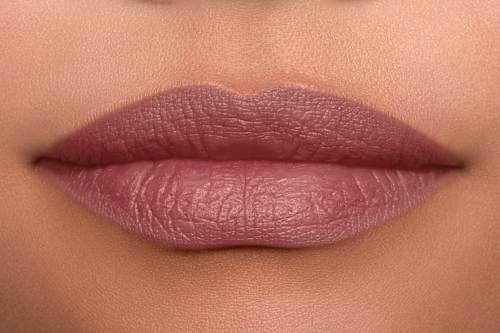Lippenstift Suede Matte 05 Brunch Me NYX PROFESSIONAL MAKEUP