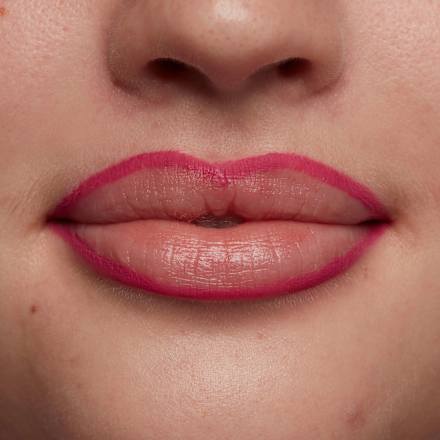 Молив за устни Line Loud Nr. 09 Hottie Hijacker NYX PROFESSIONAL MAKEUP