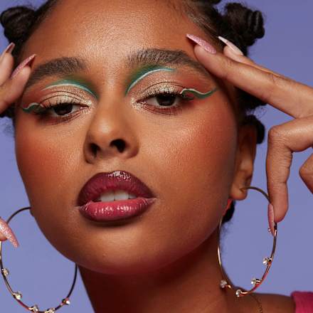 Lipliner Line Loud 17 Rebel Kind  NYX PROFESSIONAL MAKEUP