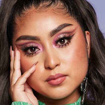 Künstliche Wimpern (1 Paar) & Eyeliner Adhesive Fringe Glam Kit  NYX PROFESSIONAL MAKEUP