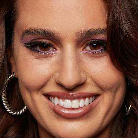 Foundation Bare With Me Blur Tint 07 Golden  NYX PROFESSIONAL MAKEUP