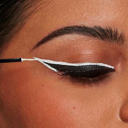 Eyeliner Vivid Matte 01 Black NYX PROFESSIONAL MAKEUP