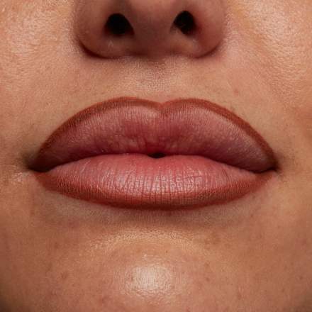 Lipliner Line Loud 07 Total Baller  NYX PROFESSIONAL MAKEUP