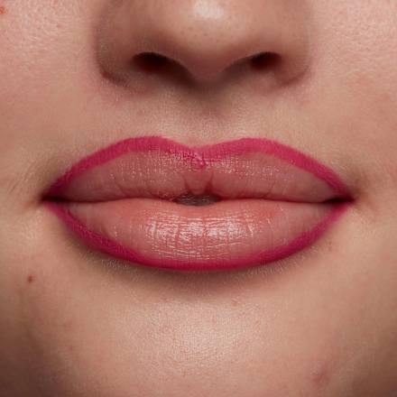 Lipliner Line Loud 09 Hottie Hijacker  NYX PROFESSIONAL MAKEUP