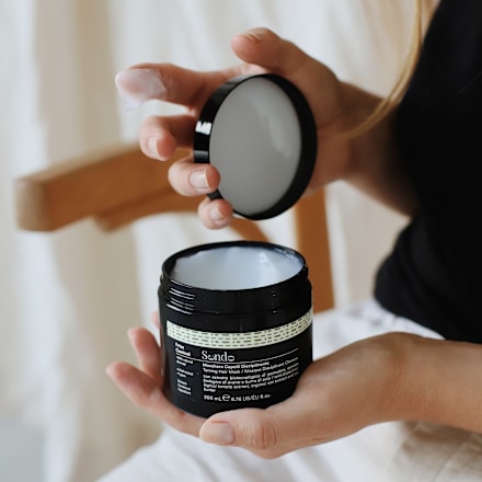 Maska wygładzająca zapobiegająca puszeniu się włosów Taming Sendo