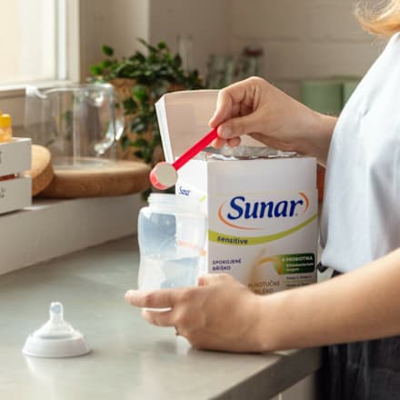 počáteční mléčná kojenecká výživa 1 Sensitive 0m Sunar