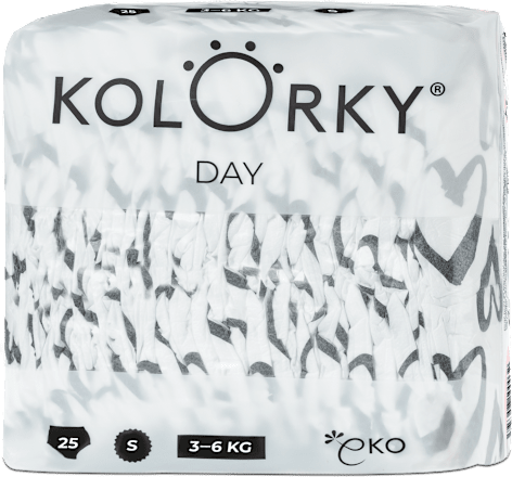 Plienky Day veľkosť S (3 - 6 kg) - srdce Kolorky