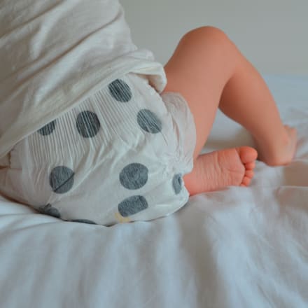 Deluxe Velvet pleny, velikost L, motiv Puntíky KOLORKY