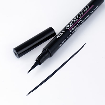 Black & Perfect flomaster tuš za oči AURA