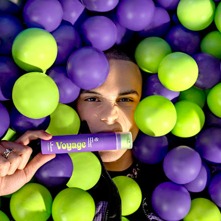 VOYAGE pasta za zube - ukus groždja helloSMILE