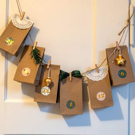 DIY Adventskalenderset, grün-natur Dekorieren & Einrichten