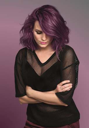LIVE barva na vlasy Amethyst Chrom U69 Schwarzkopf LIVE