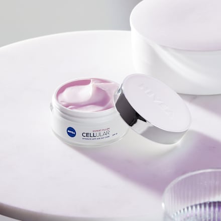 Cellural Filler Expert dnevna krema za lice SPF 15 NIVEA