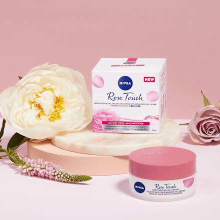 Rose Touch gel-cremă hidratantă NIVEA