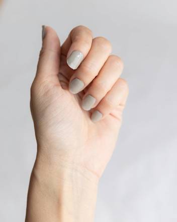 UV Nagelfolien 130 Dove Grey manicino