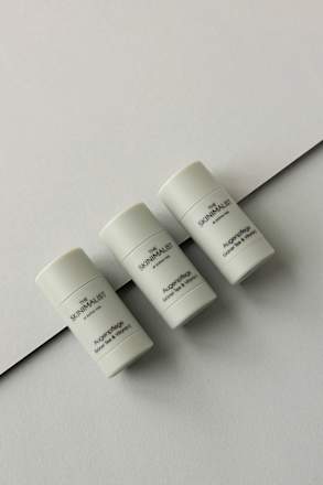Augencreme Stick Kühlend The Skinimalist