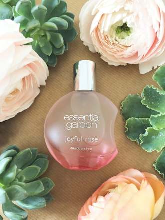 Joyful rose Eau de Parfum  essential garden