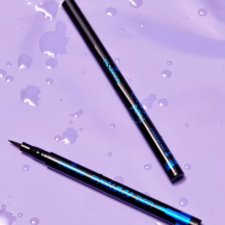 Eyeliner Pen Waterproof essence