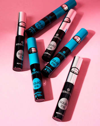 Eyeliner Liquid Ink essence