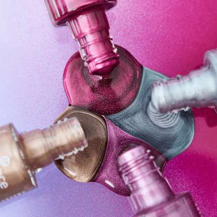 Nagellack satin Chrome 03 essence