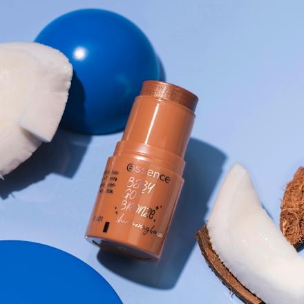 Bronzer Baby Got Bronze Shimmering 10 Golden Hour  essence