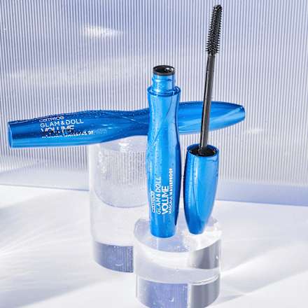 Mascara Volume Glam & Doll Waterproof CATRICE