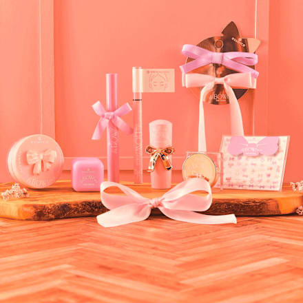 Lippenstift Fabowlous Jelly 01 Be My Bow Bae!  essence