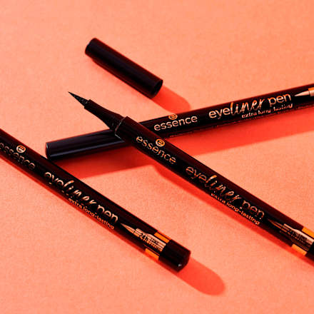 Eyeliner Extra Long-Lasting 01 Black essence