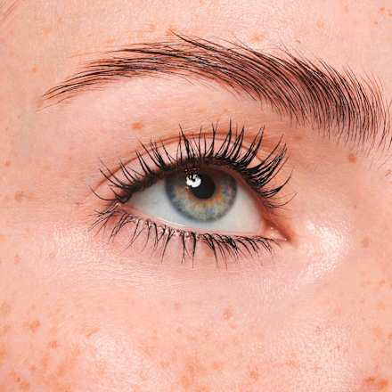 Mascara Glam & Doll Sensitive Volume 010 Ultra Black CATRICE