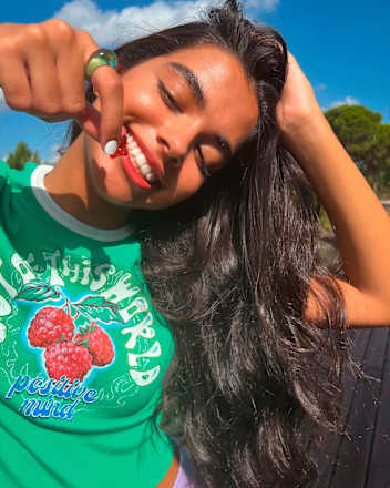 Hair Yeah Gummies by essence 60 St INAO