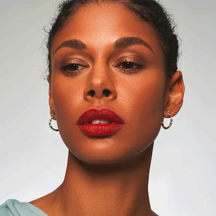 Lippenstift Scandalous Matte 100 CATRICE