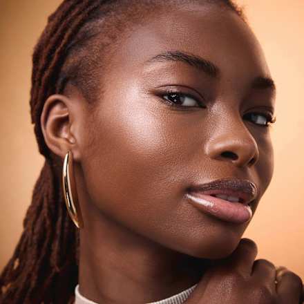 Highlighter Wonder Woman Multiglow Magic CATRICE