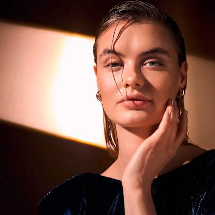 Serum Wonder Woman Liquid Luminizer Face Drops CATRICE