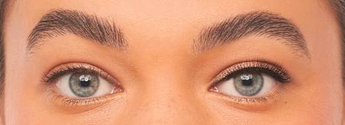 Künstliche Wimpern Naturals 031 Featherlight Feel (1 Paar) Eylure