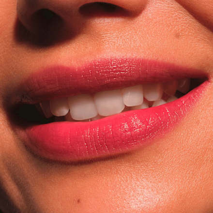 Lippenbalsam Dark Ruby Glow 010 Fiery Temptation CATRICE