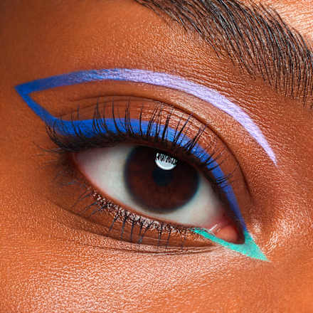 Eyeliner Matte Liner Water-Activated CATRICE