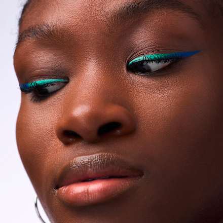 Eyeliner Matte Liner Water-Activated CATRICE