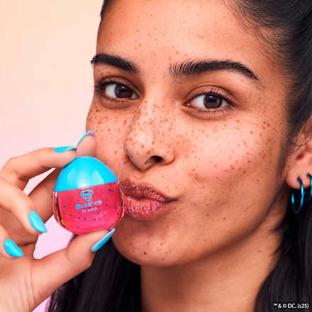Lippenpflege Superman Lip Scrub essence