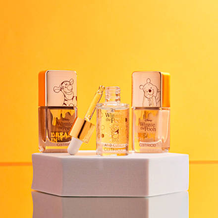 Nagellack Disney Winnie the Pooh Dream In Soft Glaze 010 Kindness is Golden CATRICE