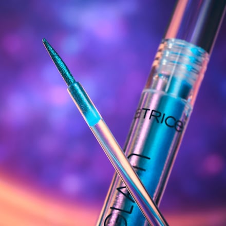 Eyeliner liquido SPACE GLAM - n. 030 CATRICE