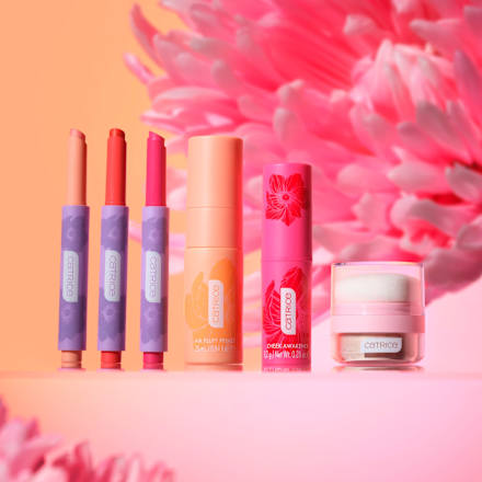 Highlighter Puder Spring Awakening Glitter Bomb Cushion C01 CATRICE