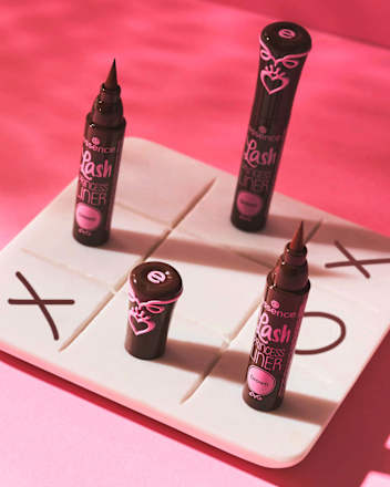Eyeliner Lash Princess Brown essence